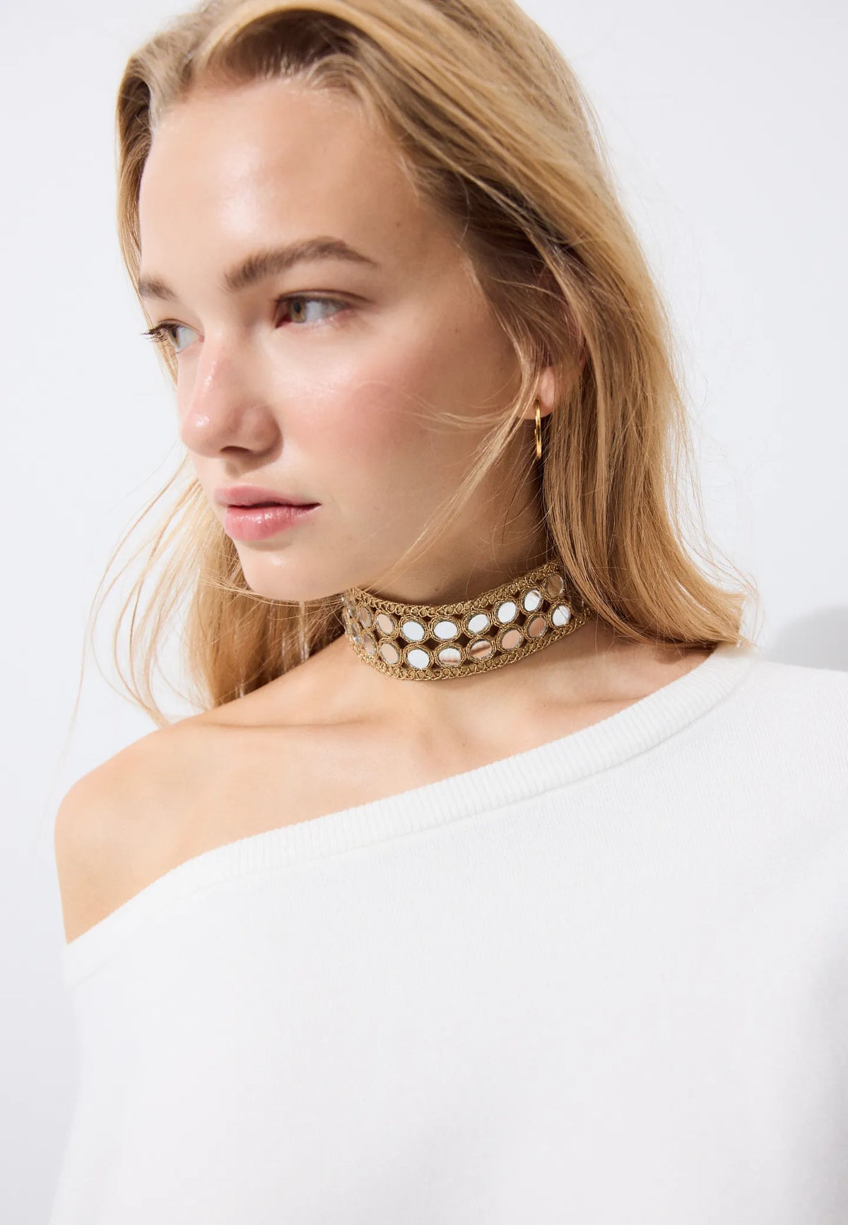 SRADIVARIUS NECKLACE